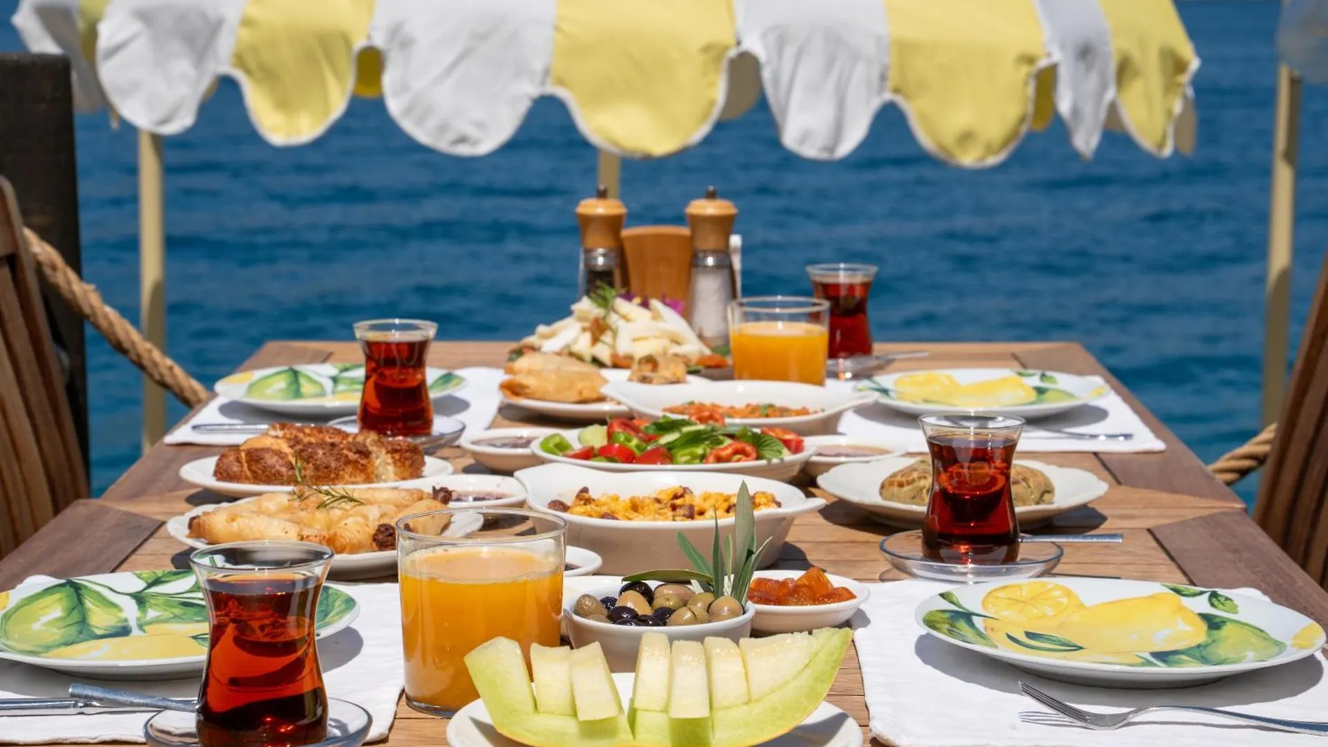 فندق لورما لوكشري بوزبورون تركيا